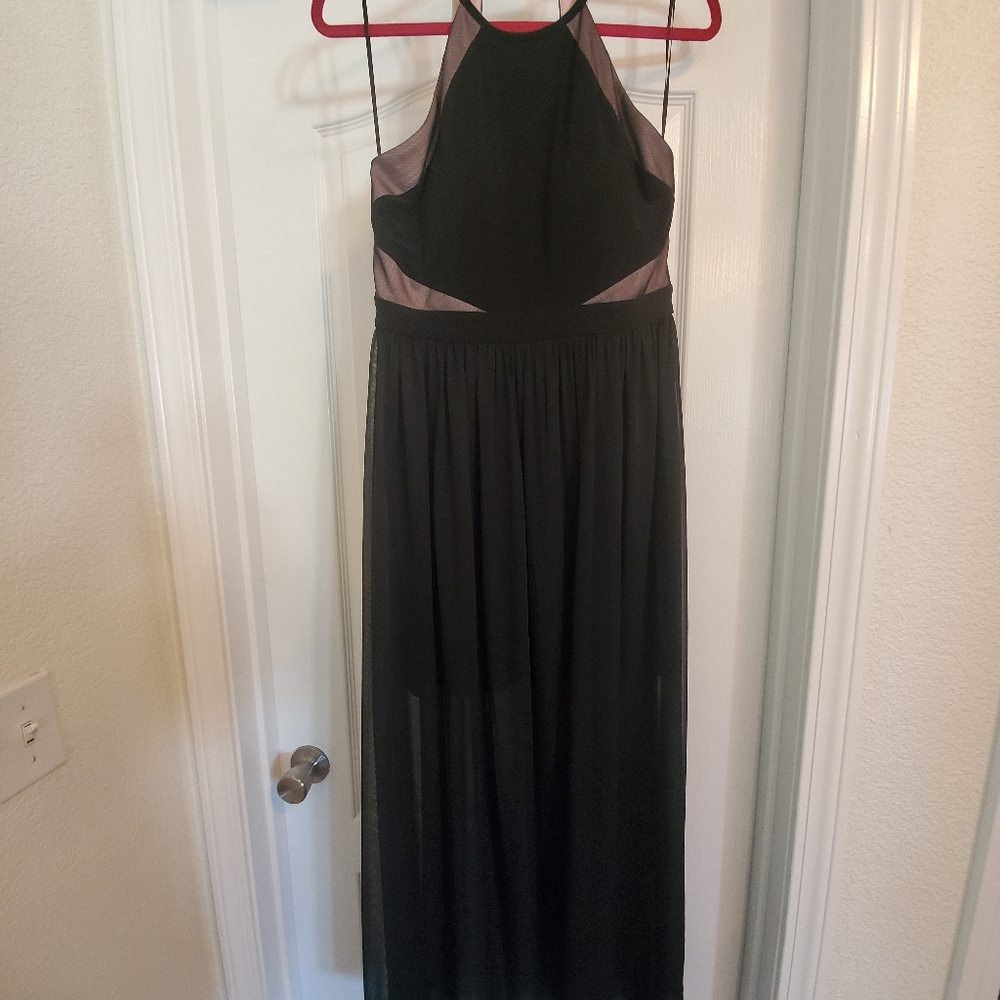 Long Black Dress key hole back.